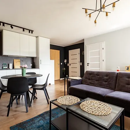 Marina Chic By Bookinghost Apartman *
