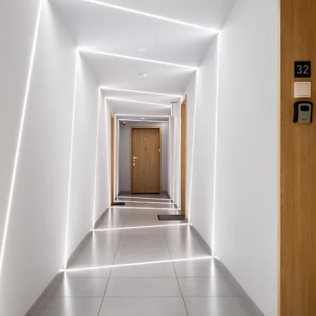 Marina Chic By Bookinghost Apartman *
