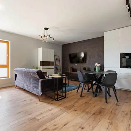 Apartman Marina Chic By Bookinghost *