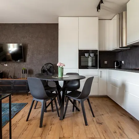 Marina Chic By Bookinghost * Gdynia