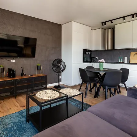 Marina Chic By Bookinghost Apartman *